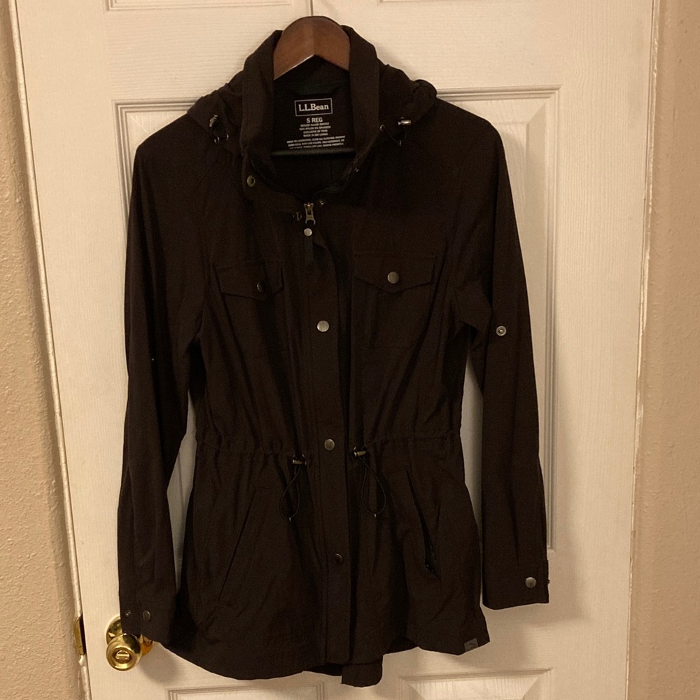 L.L. Bean Luna Windbreaker